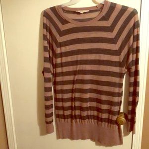 Women’s long sleeve top